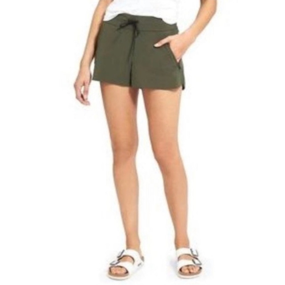 ATHLETA Hudson Board Travel Olive Green Athletic Shorts Sz 8